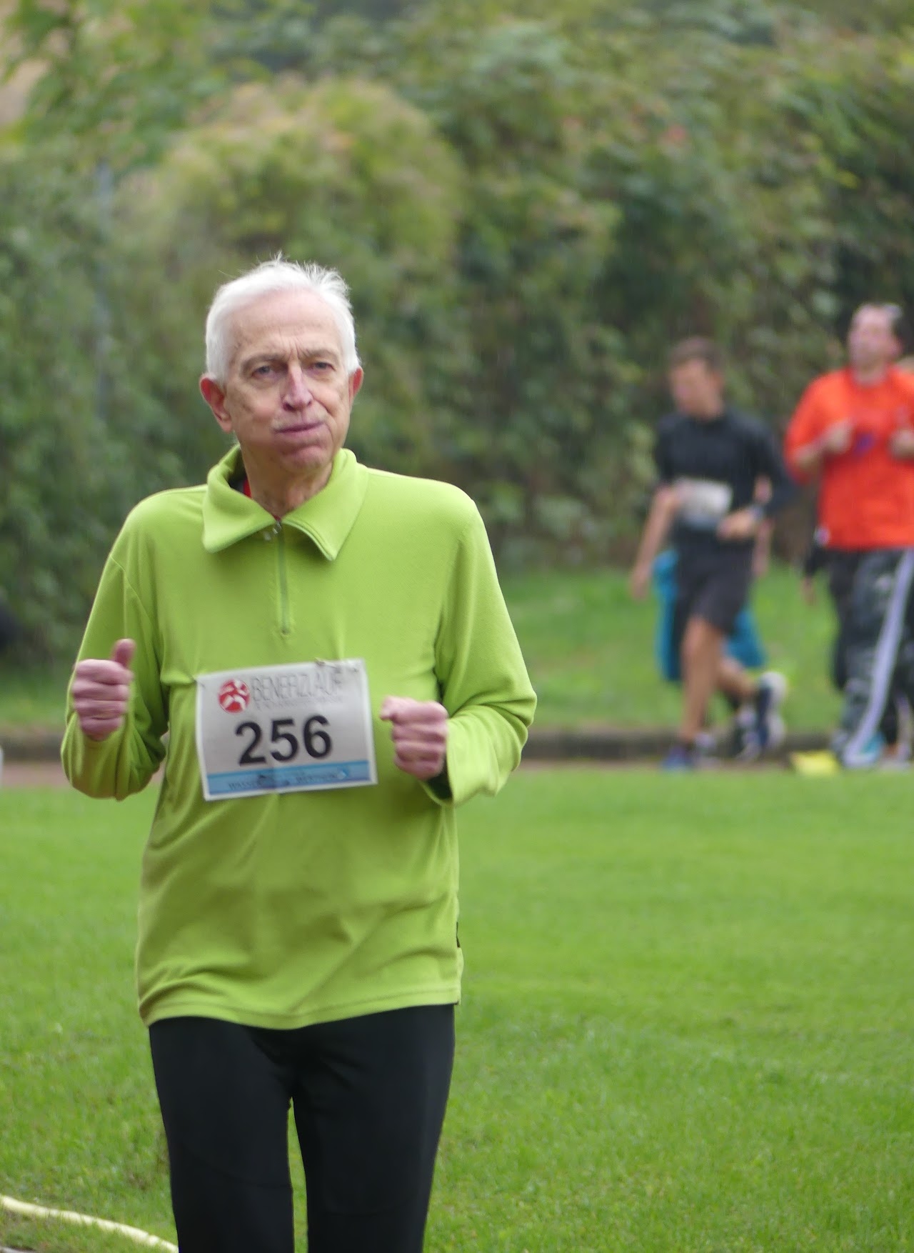 Bild vom 13. Benefizlauf im Jahr 2022. Dies ist das 43. Bild.